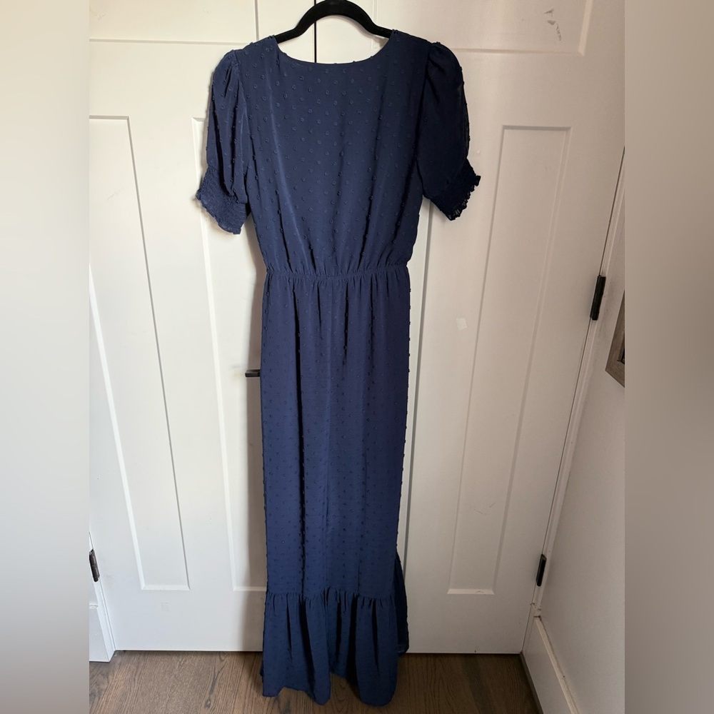 NWT Lulu’s Harmony Navy Blue Swiss Dot Ruffled Faux Wrap Midi Dress size small. - Picture 4 of 5